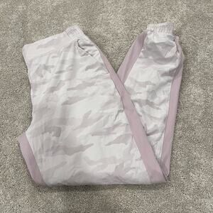 Athleta Women's Pull On‎ Streth Brookyn Lined Jogger Purple Camo Size 8